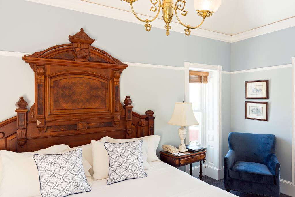 Brass Key Guesthouse Adults Only Provincetown Extérieur photo
