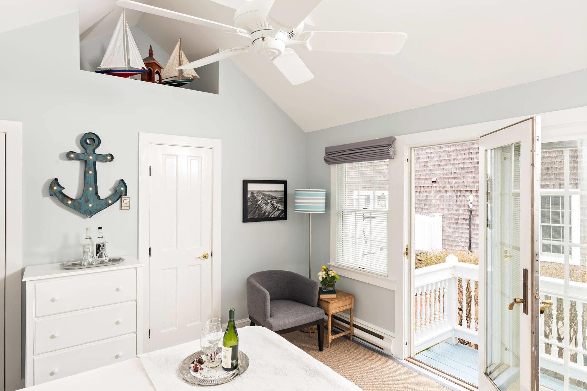 Brass Key Guesthouse Adults Only Provincetown Extérieur photo